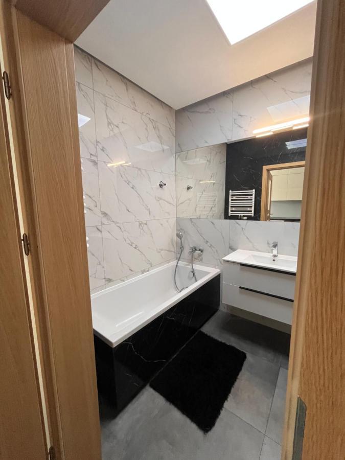 Relax Apartments - Gdansk Central & Parking Ngoại thất bức ảnh